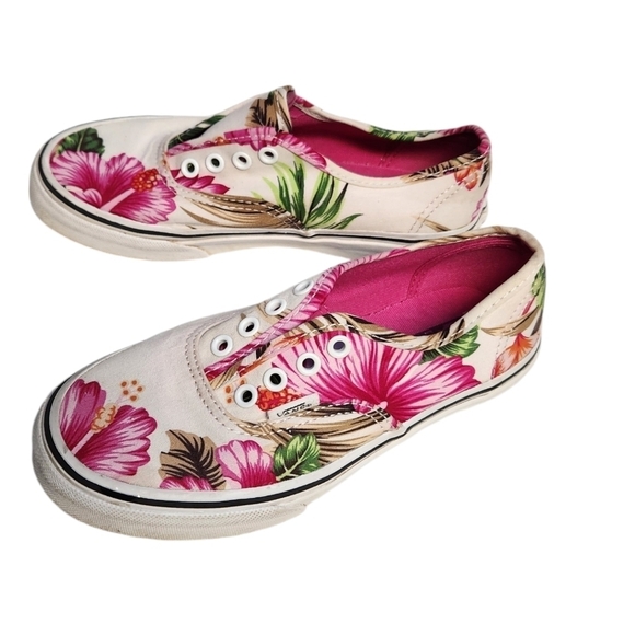 Vans Other - Vans Hawaiian Floral Hibiscus Skate Shoe Off White Kids 1.5 Needs new laces